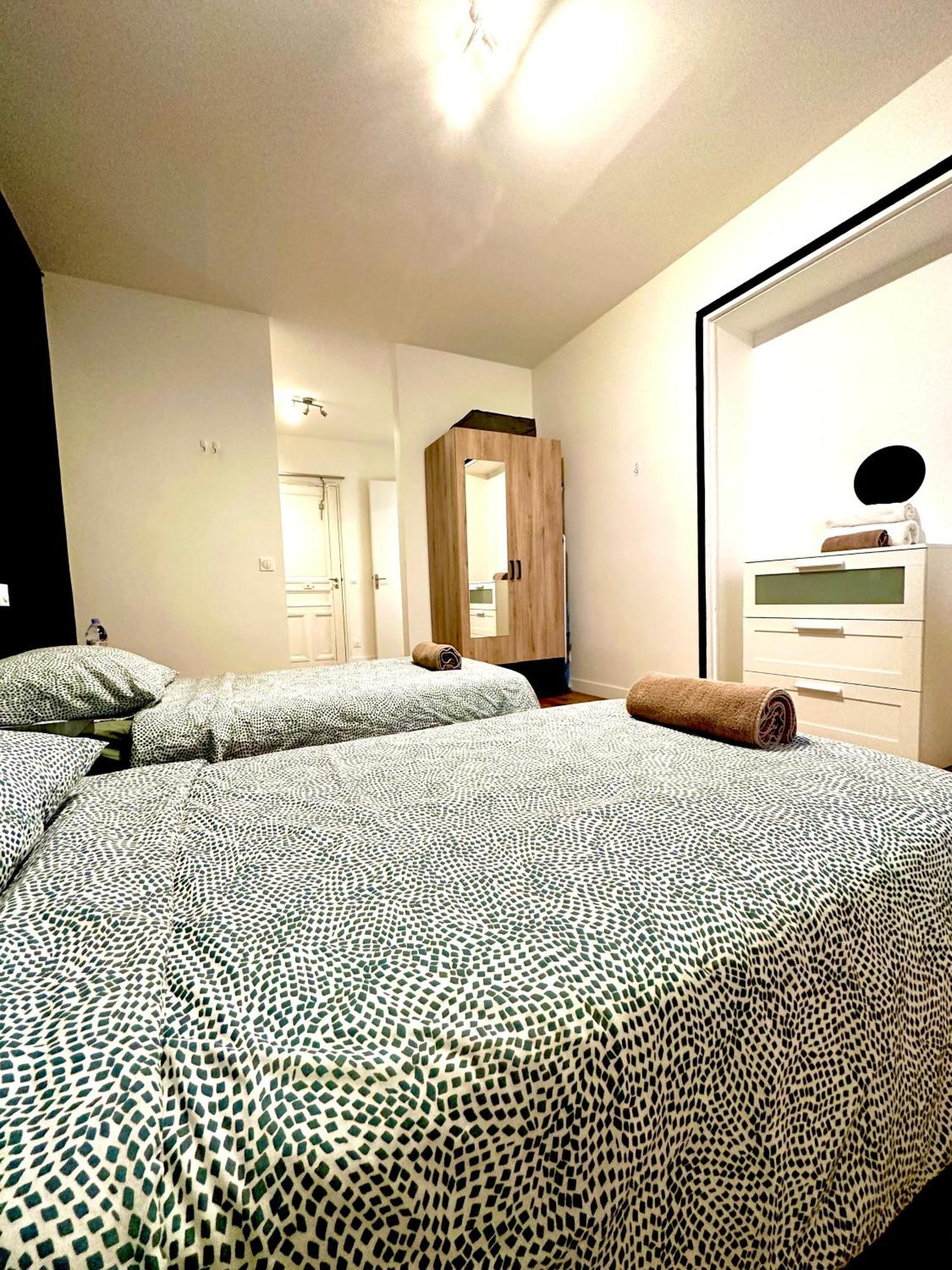 Apartment Champs Elysees 3 Париж Екстериор снимка